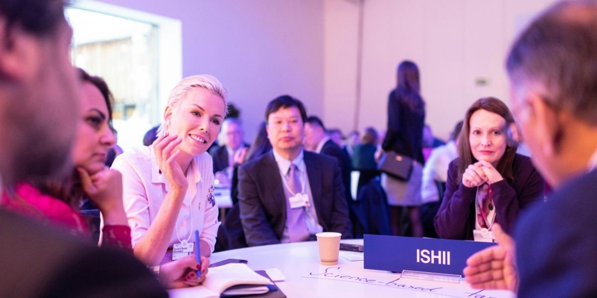 How to Make Genuine Connections at Professional Events