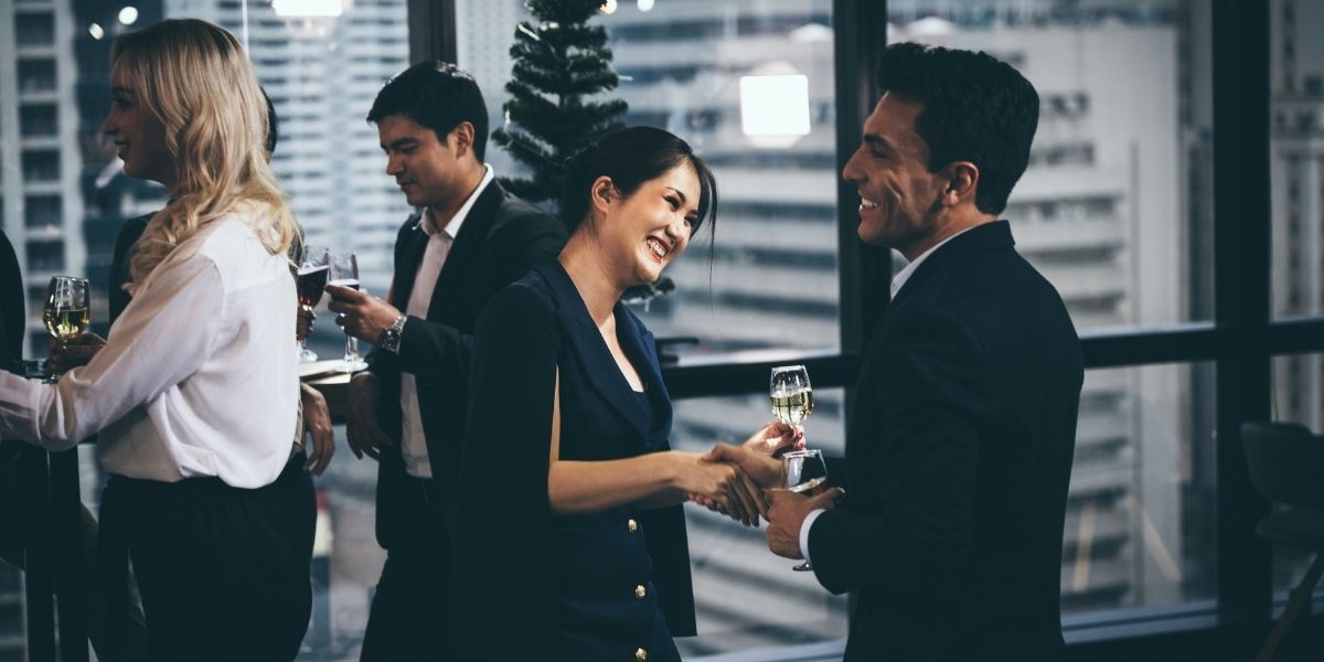 How to Make Genuine Connections at Professional Events