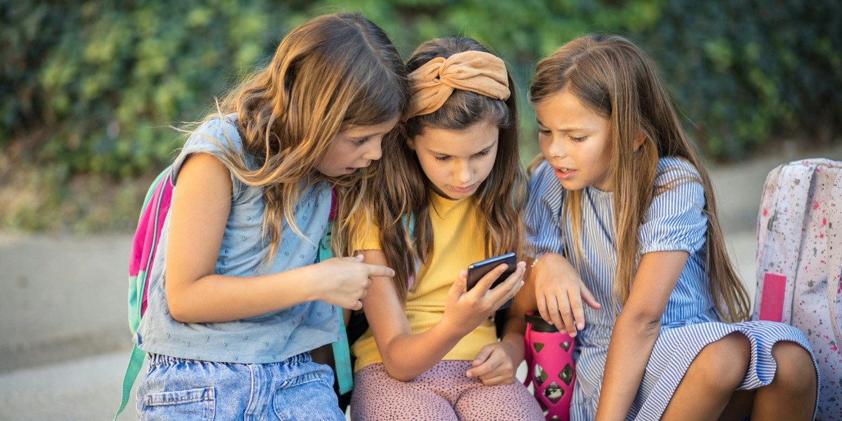 Power of Social Media Over Young Minds